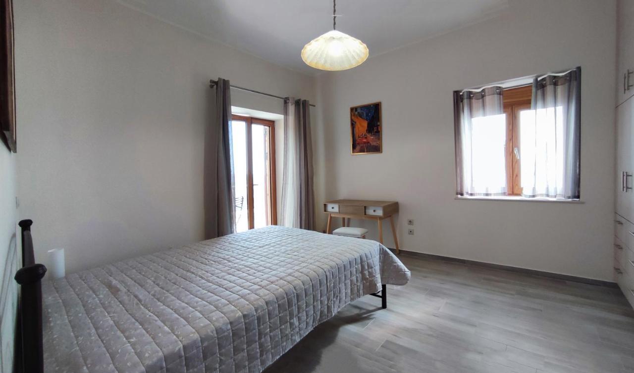 Olive Stonehouses - Alkistis Каламата Екстер'єр фото
